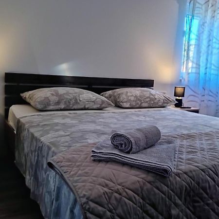 Apartmentt Vinko Bilota سيغيت فغانييتْسا المظهر الخارجي الصورة
